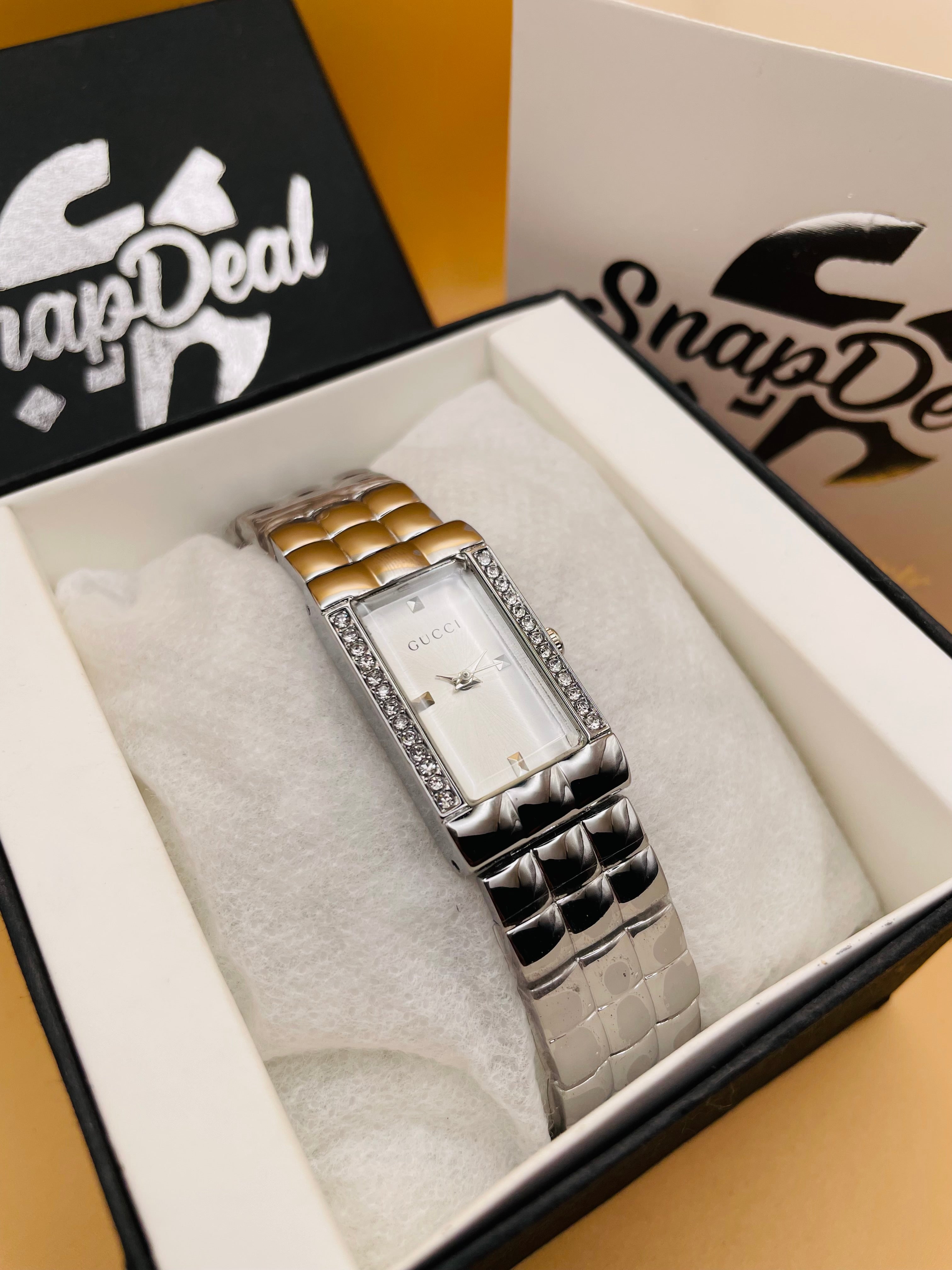 GUCCI Rectangular Crystal Dial Bracelet Watch (Silver)