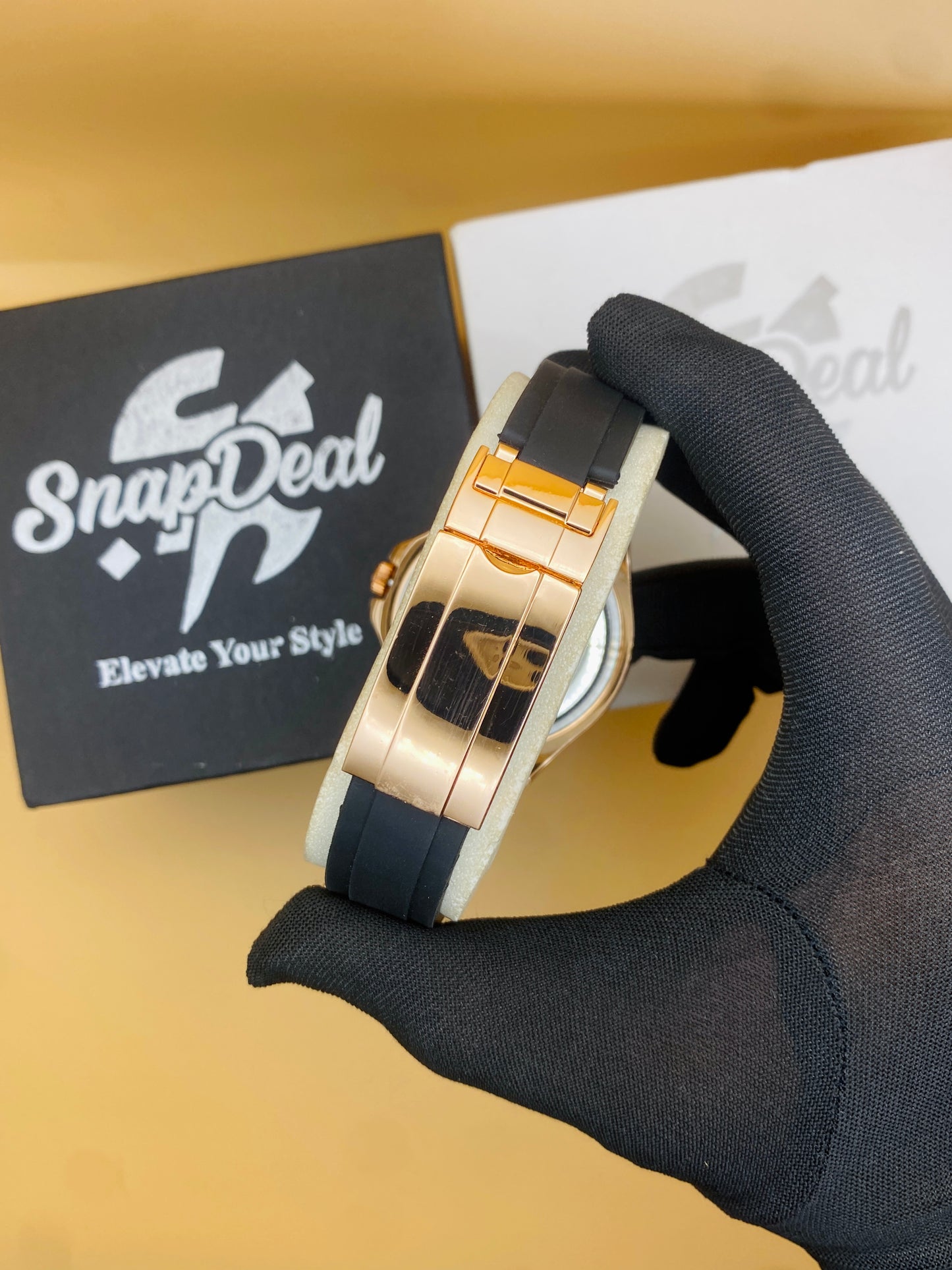 Premium Minimal Gold Black Yacht Master Oyster Watch