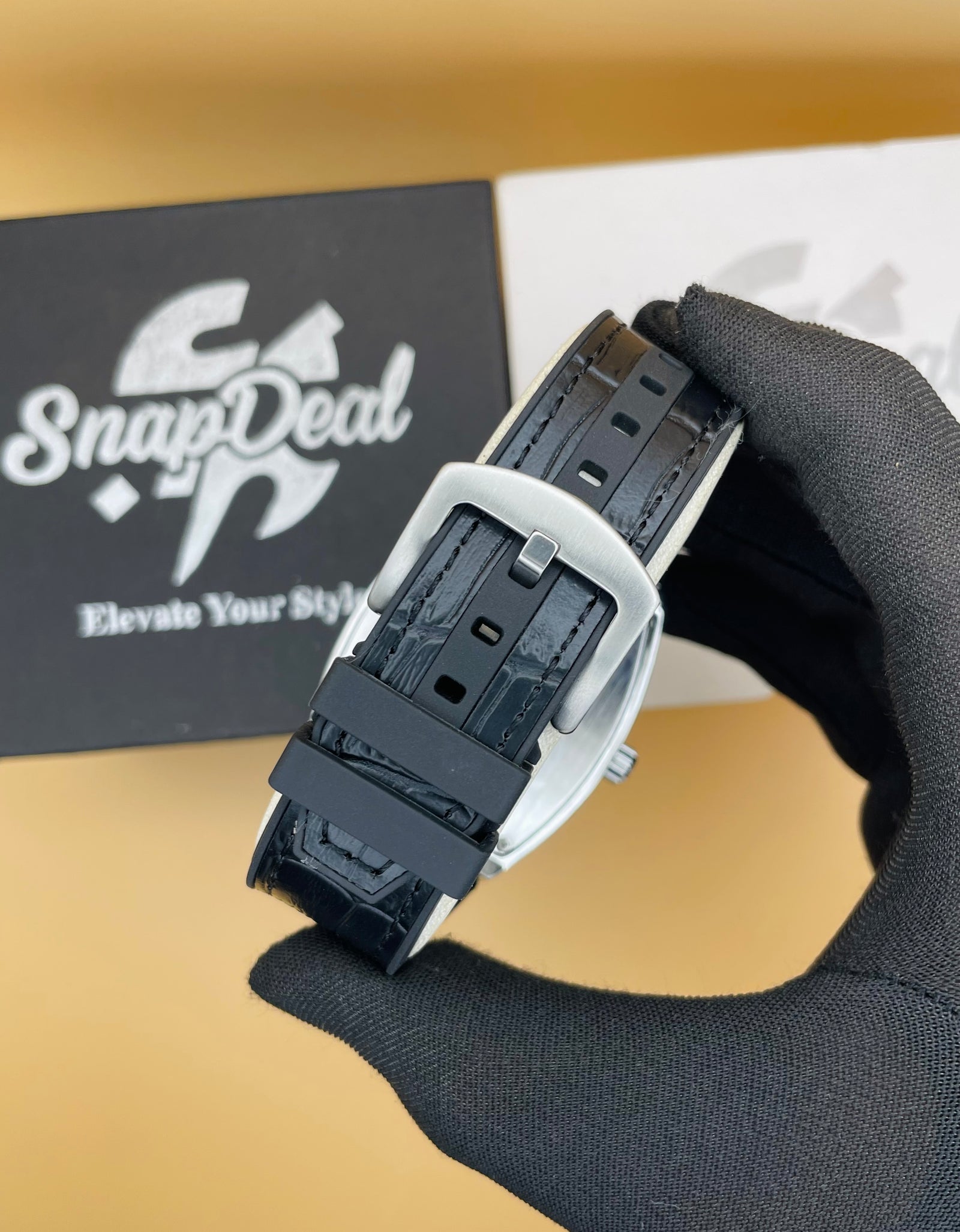 Premium F-M Black Strap