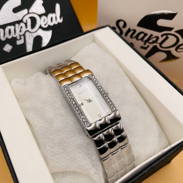 GUCCI Rectangular Crystal Dial Bracelet Watch (Silver)