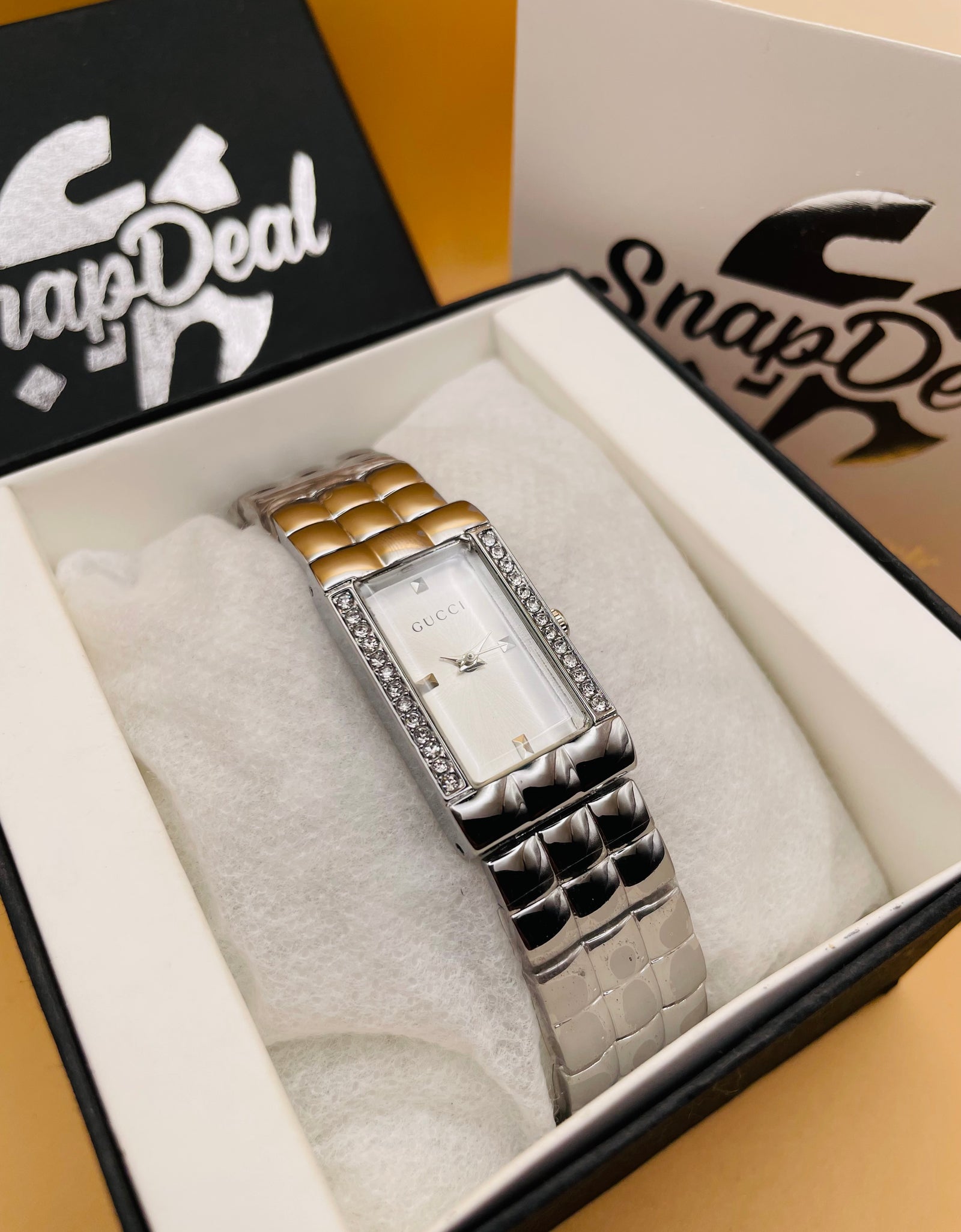 GUCCI Rectangular Crystal Dial Bracelet Watch (Silver)