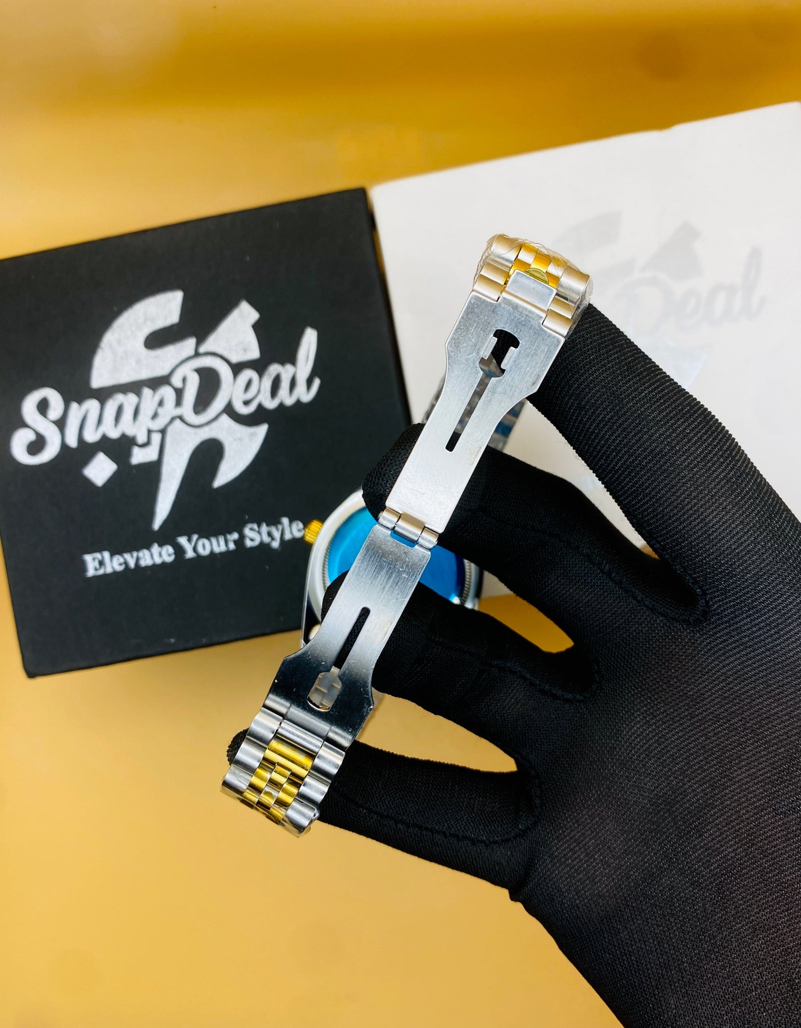 Rolex Stainless Steel Golden Silver with (Golden Dial) Diamonds Bezel