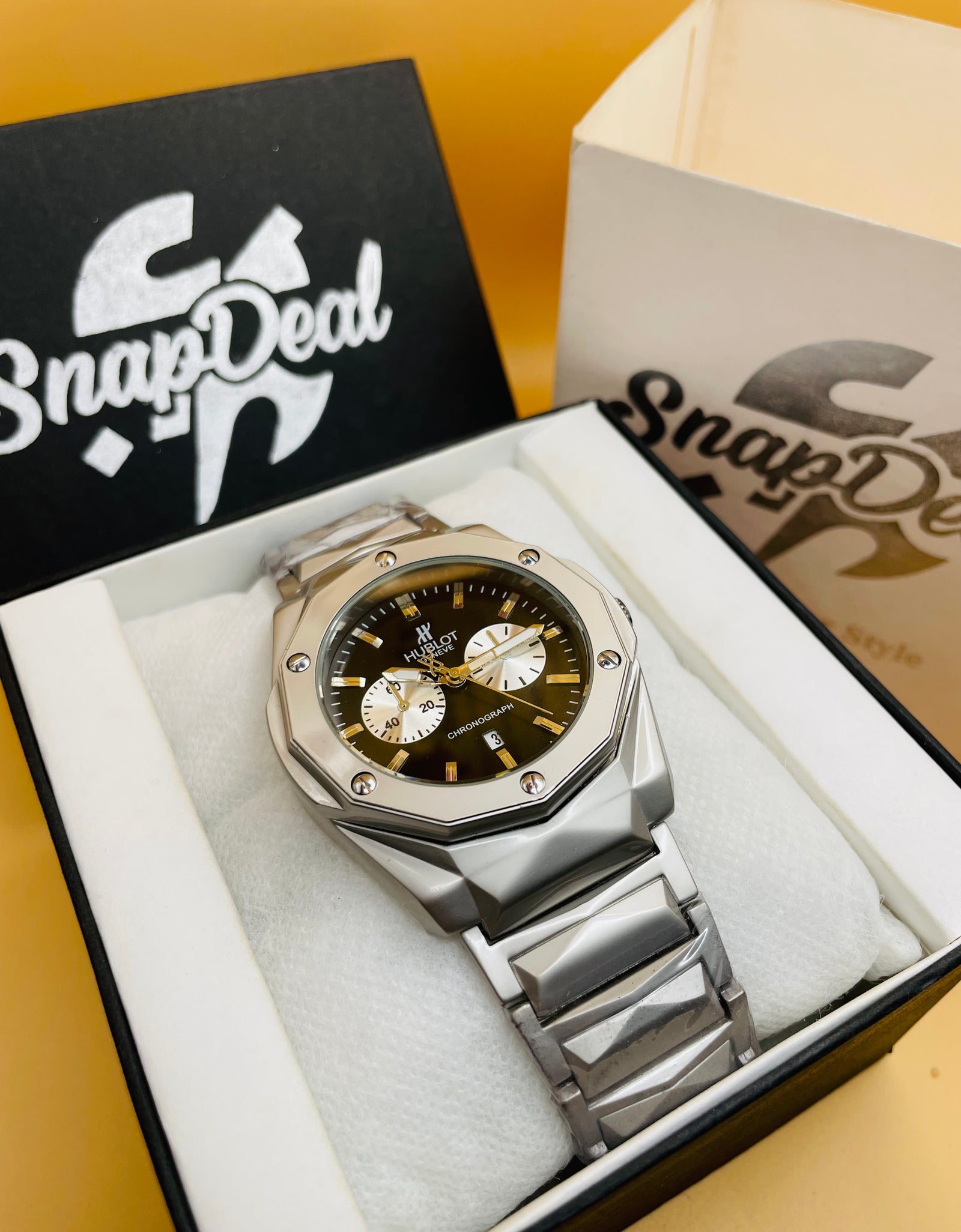 HB Diamond Cut Silver with (Black Dial)